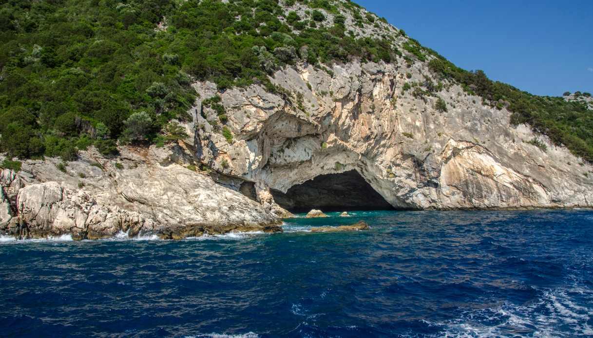 Grotte dove fare immersioni in Grecia
