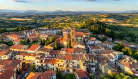 Montespertoli è il borgo toscano da esplorare tra castelli, musei e arte contemporanea