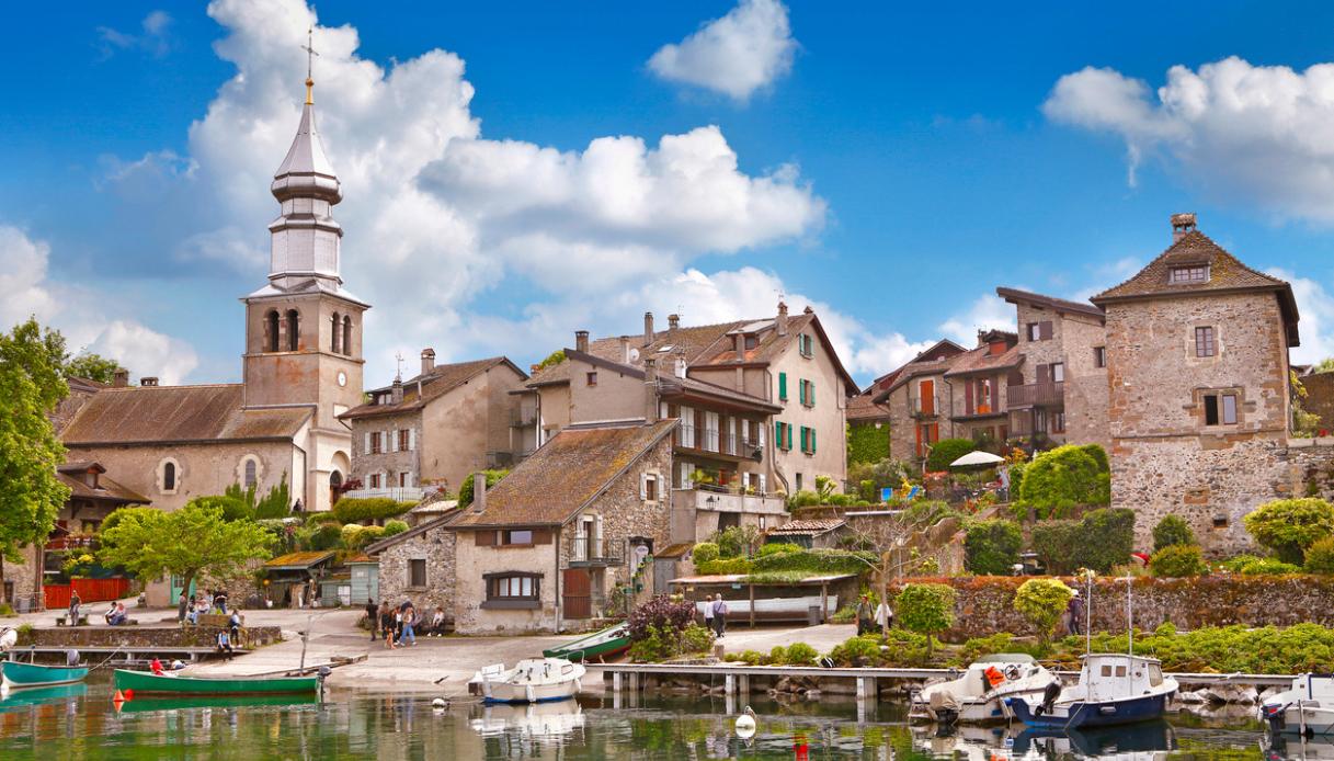 Il borgo dei 5 sensi affacciato sul Lago Lemano: Yvoire, piccola (ma preziosa) perla francese