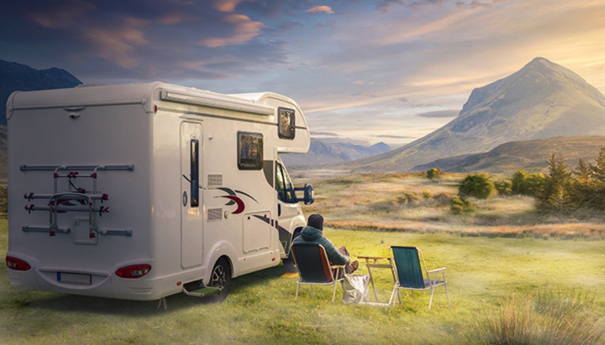 Campeggio con camper