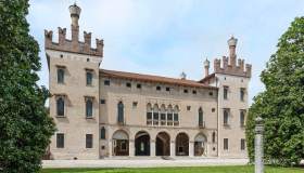 Il Castello di Thiene è il tesoro nascosto che non ti aspetti, nel cuore del Veneto