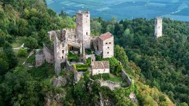Castle hopping, viaggiare come principi (e principesse) a Bolzano e dintorni