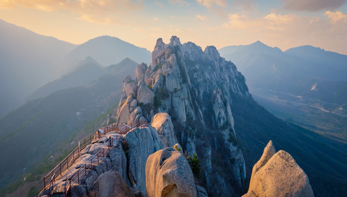 "The East Palace": le location all'interno del Seoraksan National Park (Sud Corea)