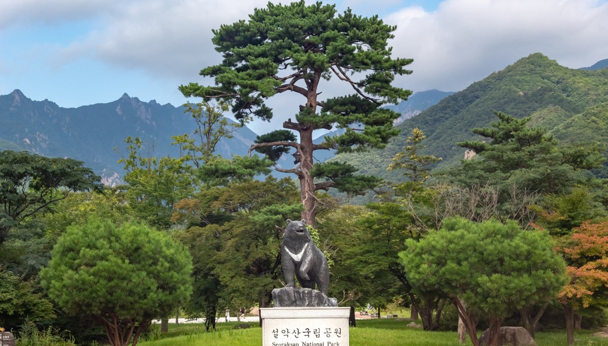 Tra le location di "The East Palace" c'&egrave; il Seoraksan National Park