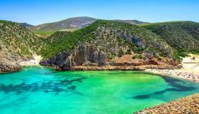 Qui puoi trovare la Sardegna più autentica: Iglesiente, tra miniere sospese sul mare e antiche tradizioni