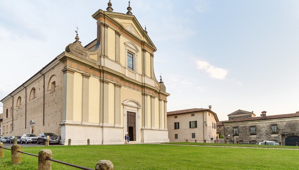 Chiesa Santa Maria Assunta nel centro storico di Erbusco
