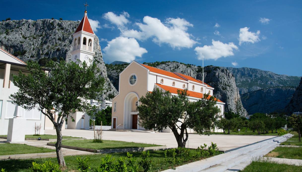 Chiesa di Almissa, Croazia