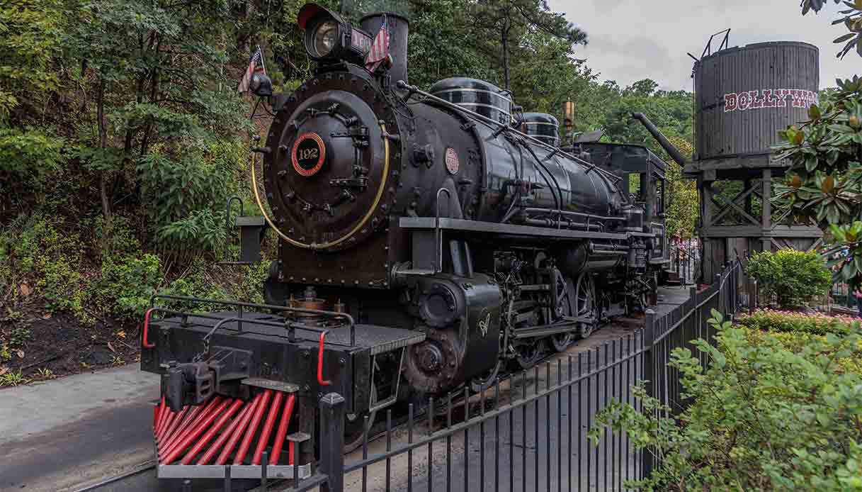 Dollywood-Express-treno-parco-dolly-parton