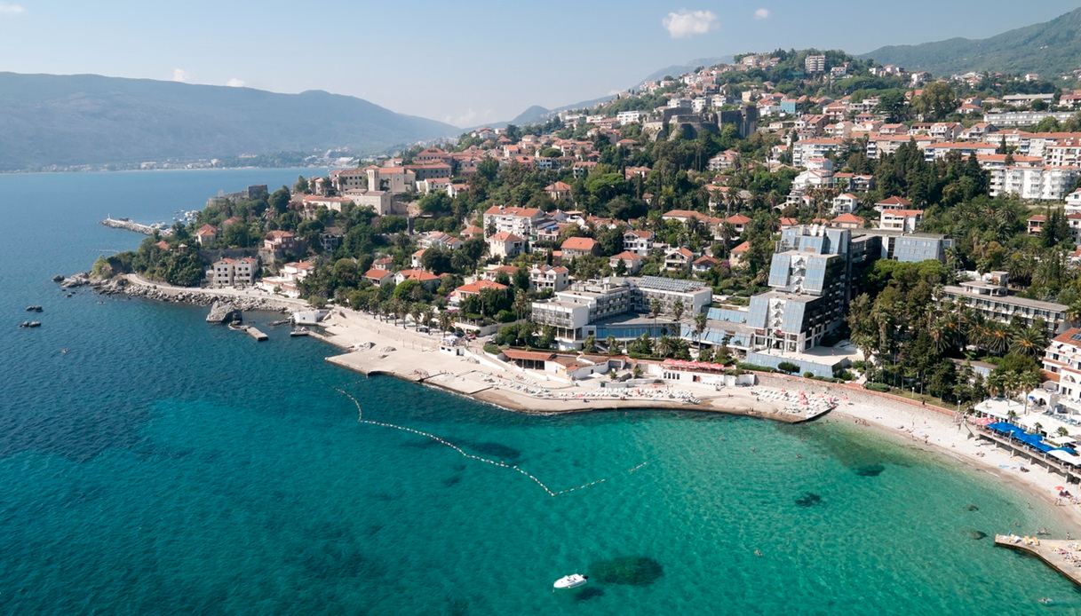 Herceg Novi, costa sorprendente in Montenegro