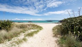 Herm, l’isola senza auto tra spiagge bianche e silenzio