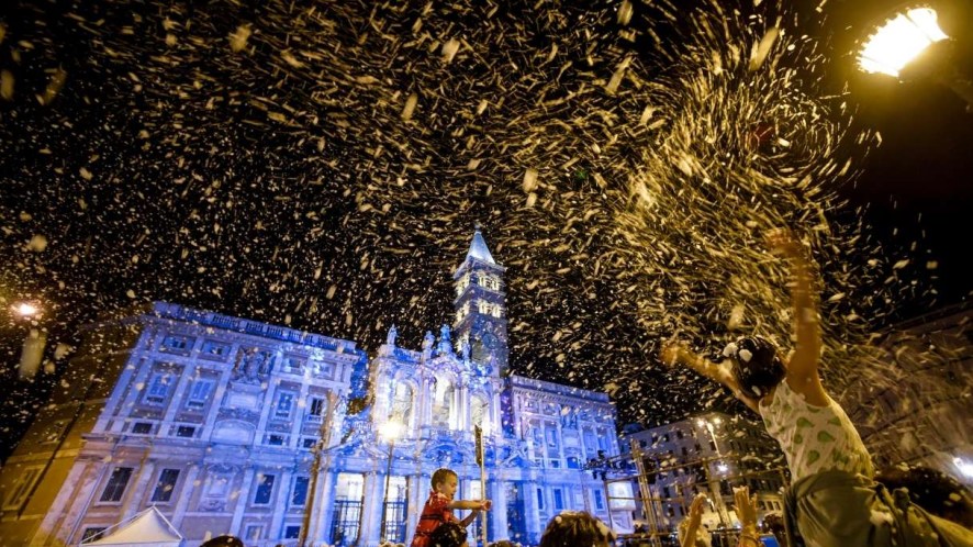 A Roma “nevica” ad agosto, il miracolo di Santa Maria Maggiore: l’evento imperdibile