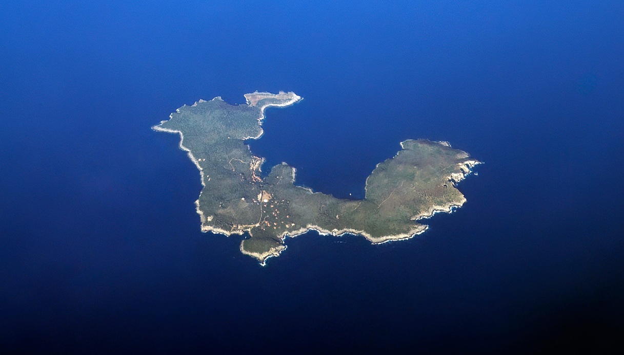 Isola di Giannutri, selvaggia e senza auto in Toscana