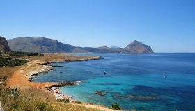 Baia Santa Margherita, tante calette nascoste e mare selvaggio a San Vito Lo Capo