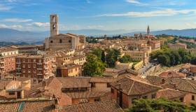 Perugia, il gioiello umbro che conquista il Times: è la “Toscana alternativa” da visitare in autunno