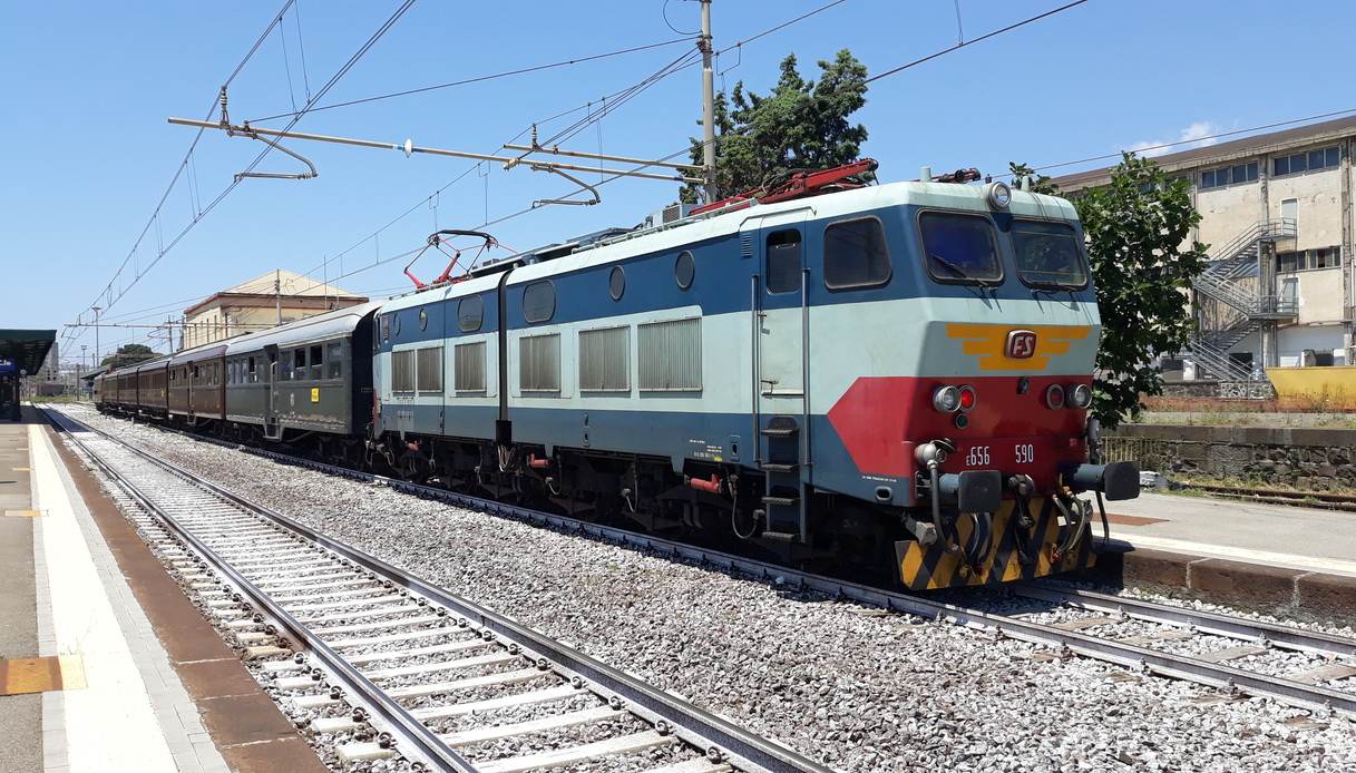 Ripartono i treni storici in Campania