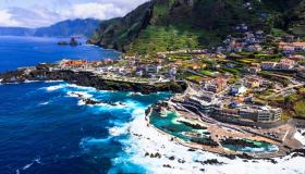 Quando il fuoco sposò il mare: Porto Moniz, la gemma nera di Madeira intagliata dalla furia dell’oceano