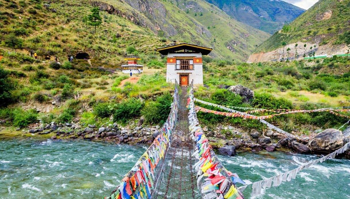 Ponte a catena di ferro di Tachog Lhakhang Bhutan