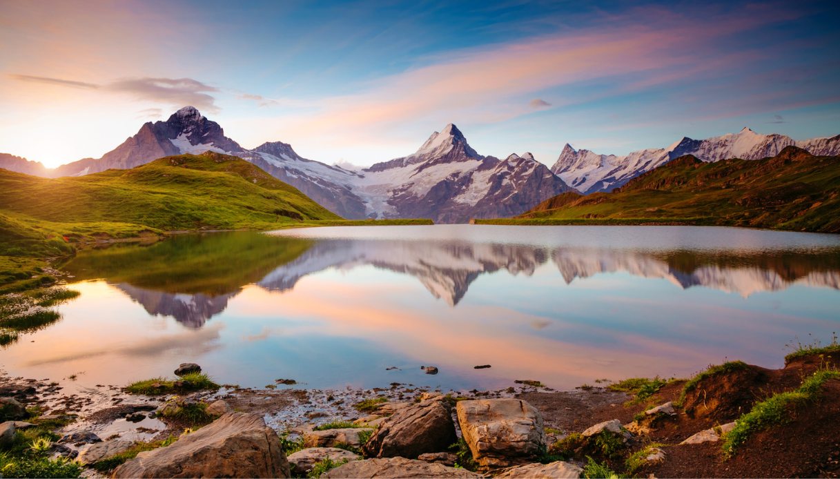 Riflesso nel Bachalpsee, Svizzera