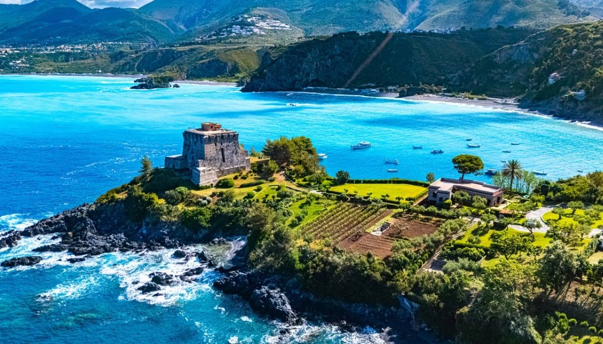 La costa di San Nicola Arcella