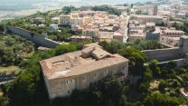 Il castello di Monteregio di Massa Marittima torna in vendita, il futuro dell’edificio toscano