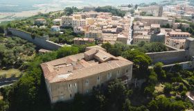 Il castello di Monteregio di Massa Marittima torna in vendita, il futuro dell’edificio toscano