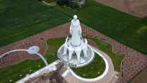 È più alta del Cristo di Rio: la gigantesca Madonna appena inaugurata in Europa