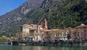 Viaggio a bordo del Train des Merveilles, da Nizza a Tenda attraverso un territorio ricco di meraviglie