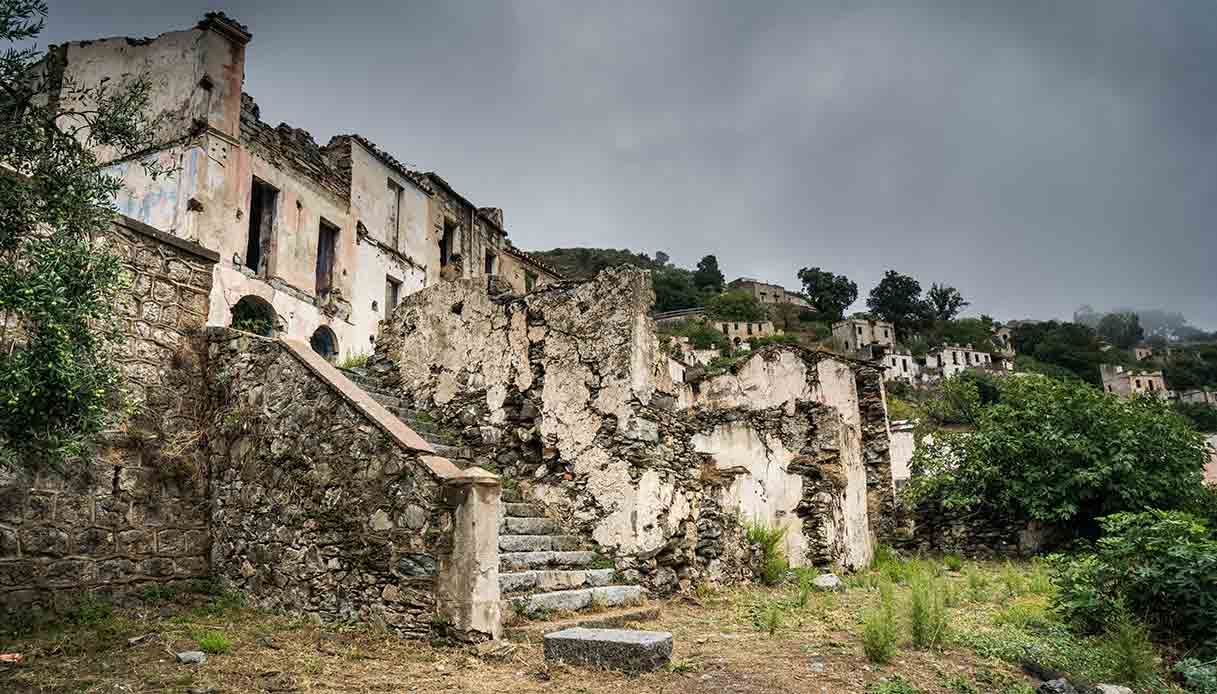 gairo-vecchio-scale-case-sardegna