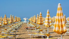Vacanze al mare, boom di prenotazioni online: ecco le 5 province più cliccate