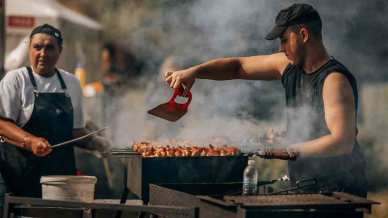 Dal riso alla polenta, dal miele alle nocciole, le sagre e gli eventi folkloristici del weekend del 21-23 agosto 2026 in Italia