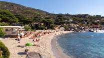 All’isola d’Elba riemerge dopo 29 anni una lettera struggente: “Addio amica mia”