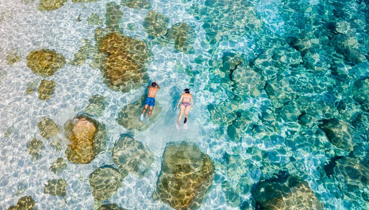 Le riserve marine italiane migliori per lo snorkeling: il mare qui nasconde un mondo paradisiaco