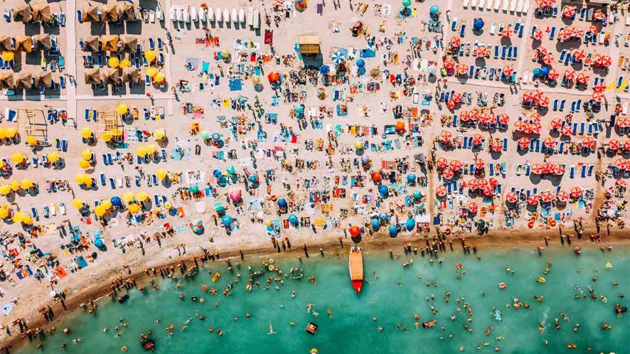 In spiaggia, tre quarti degli italiani sogna la tranquillità: lo studio
