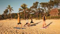 Il turismo che rigenera: lo yoga tourism traina la crescita dei viaggi benessere