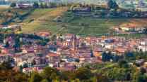 Parte il treno Milano-Alba, fantastici itinerari d’autore tra tartufo e vino
