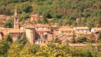 Castagne, borghi e profumi d’autunno: le sagre 2026 più belle d’Italia