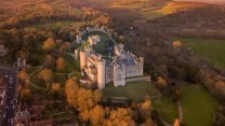 La fortezza del gigante e della spada leggendaria: Castello di Arundel, il colosso che domina il Sussex