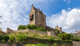 Fuso nell’arenaria: il Castello di Larochette è la fortezza lussemburghese trasformata in una città di nobili