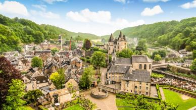 Tra le pietre e i profumi delle Ardenne c’è la città più piccola del mondo: Durbuy