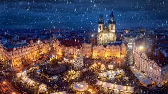 Tra lucine, neve e vin brulé: i mercatini di Natale diventano low cost con la promozione Wizz Air