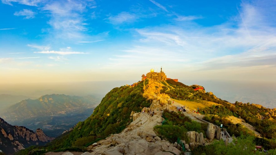 Le 10 tappe imperdibili di un tour in Cina, alla scoperta di un Paese tra tradizione e futuro