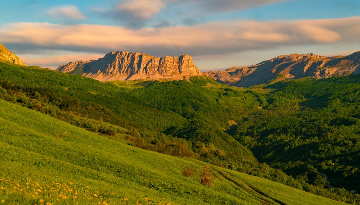 Luce di fine estate nel Parco nazionale Sutjeska in Bosnia