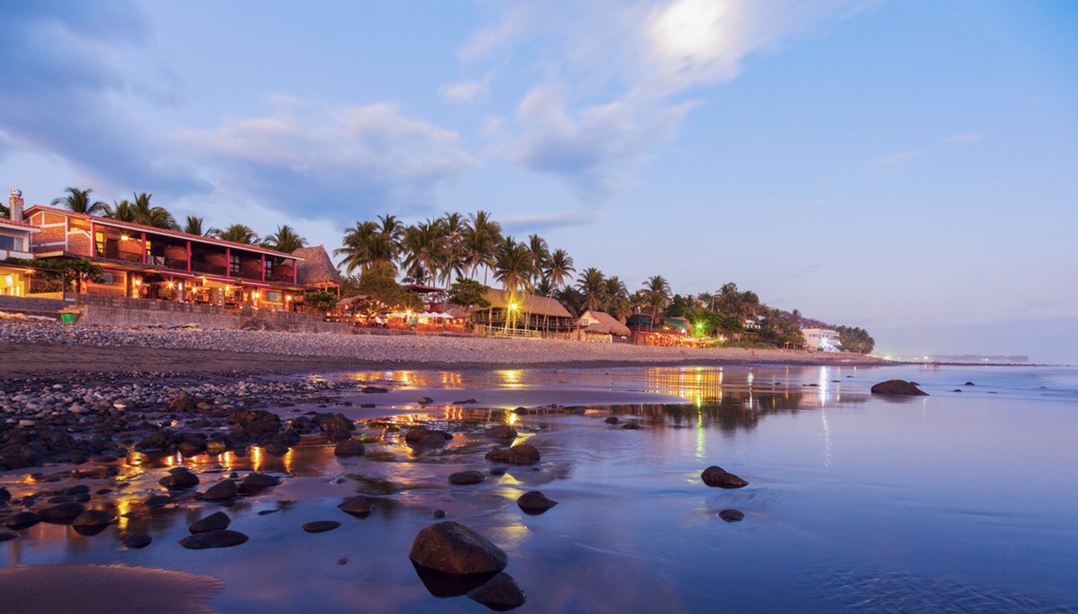 Playa El Tunco a El Salvador