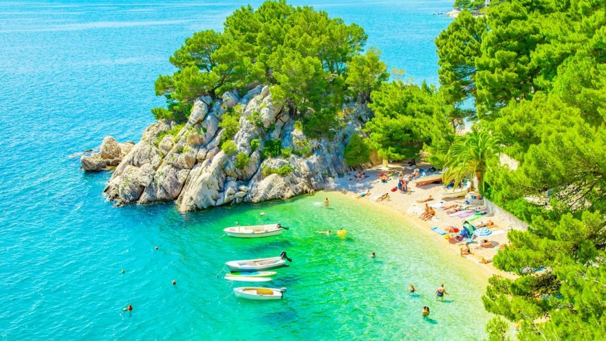 Podrače Beach, la spiaggia segreta della Croazia tra le più belle d’Europa