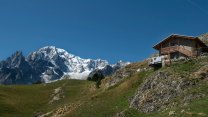 Dalle Dolomiti al Monte Bianco, le “porte del paradiso” italiane elogiate dal Guardian