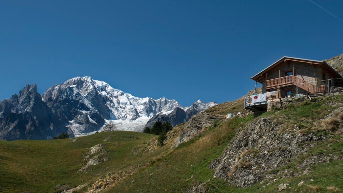 Dalle Dolomiti al Monte Bianco, le “porte del paradiso” italiane elogiate dal Guardian