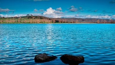 Il lago di Mezzano continua a sorprendere: riemerge un segreto dell’Età del Bronzo
