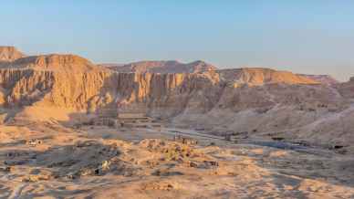 Cosa si nasconde dietro la tomba di Tutankhamon? Nuovi indizi riaprono il mistero di Nefertiti