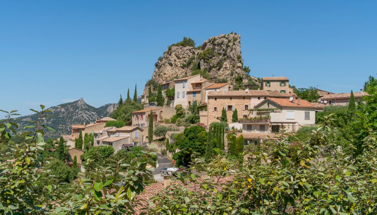 Villaggio di La Roque-Alric, Provenza