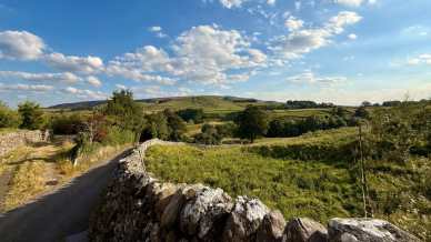 Nuovo cammino nelle terre delle sorelle Brontë tra brughiere e villaggi